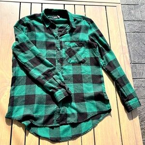 Green and Black BDG Flannel Size S